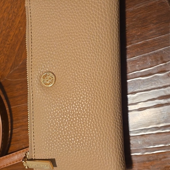 Anne Klien Wallet Authentic Slim Bifold Tan - Picture 1 of 9